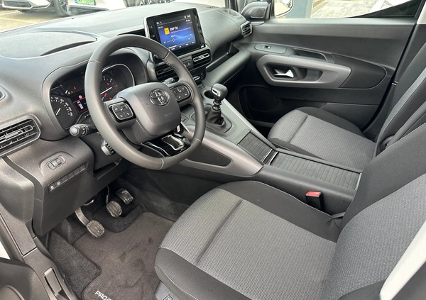 Toyota Proace City Verso cena 146000 przebieg: 5, rok produkcji 2023 z Otwock małe 106